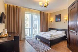 Курортные отели Amarena SPA Hotel Буковель Двухместный номер Делюкс с 1 кроватью или 2 отдельными кроватями-3
